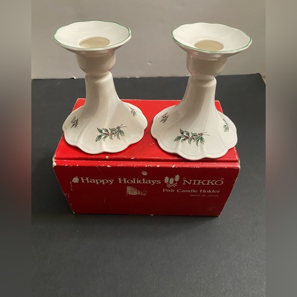 Nikko Happy Holidays Christmas Candle Stick Holders Set of 2 Japan Holly Berries - Picture 1 of 12